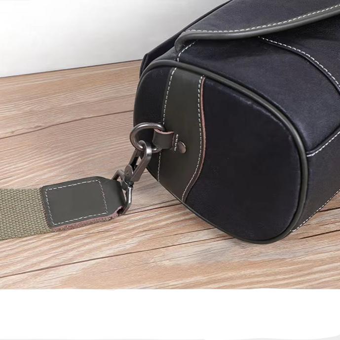 Elias | Premium Schultertasche aus Kunstleder