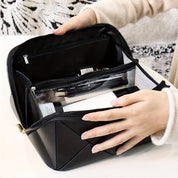 Andi | Wasserdichtes schickes Kosmetiktäschchen