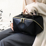 Andi | Wasserdichtes schickes Kosmetiktäschchen