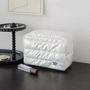 Cadence | Stylischer, schützender Kosmetik- und Toilettenorganizer