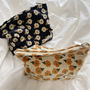 Ella | Preppy Floral Waffelcord Kosmetiktasche