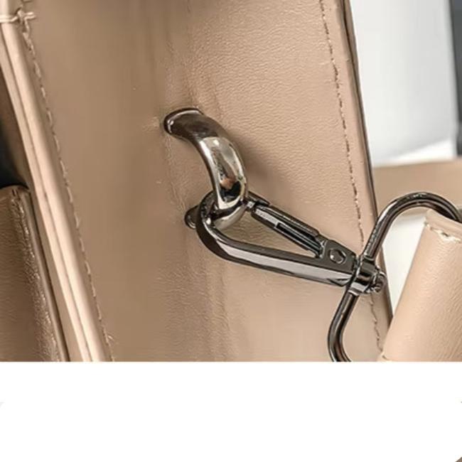 Felix | Wasserfeste Quadratische Schultertasche