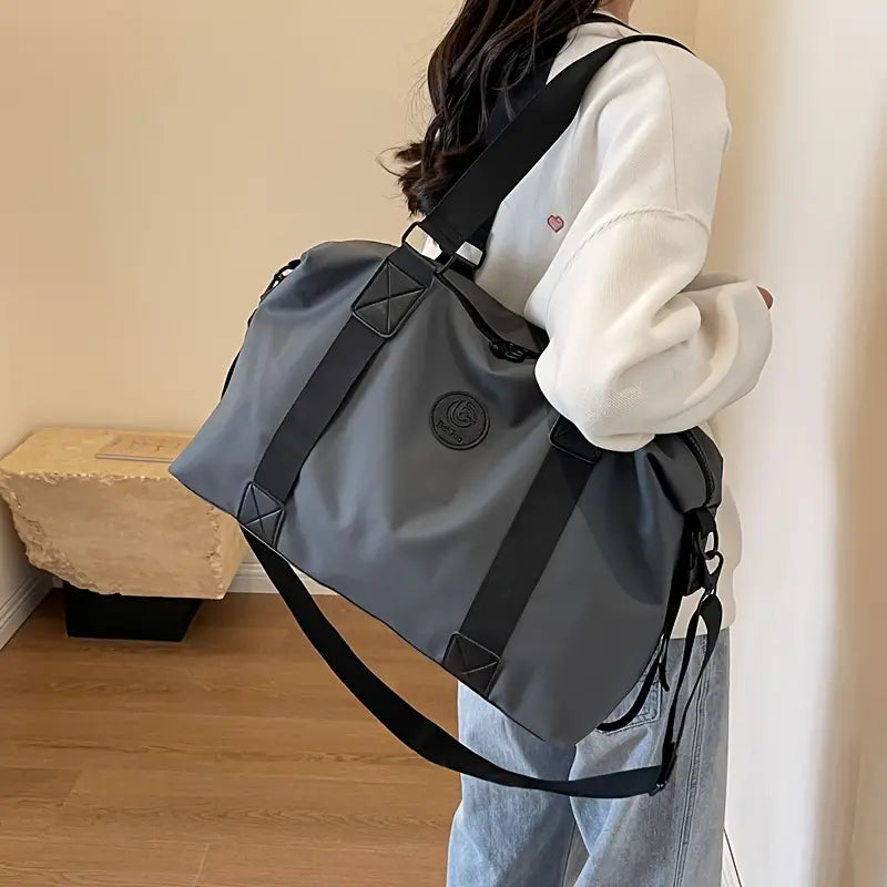 Luna | Geräumige Reisetasche Umhängetasche