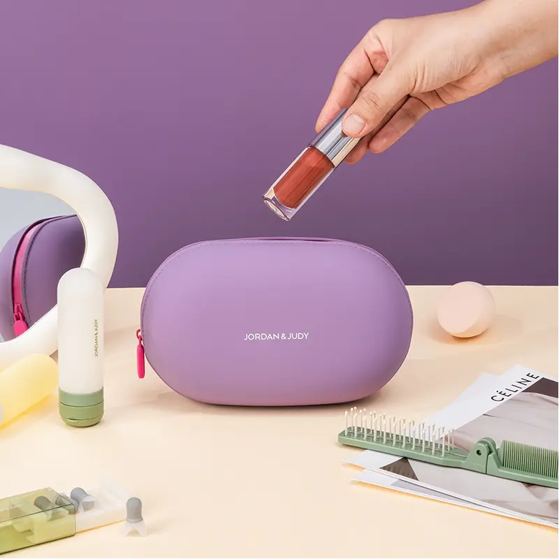 Emiliana | Vielseitiger, wasserdichter und geräumiger Kosmetikbeutel