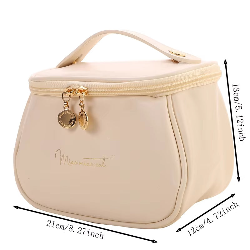 Laylah | Stilvolle, geräumige und funktionale Reisekosmetiktasche