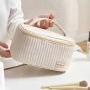 Malaya | Stylischer und funktionaler Reise-Essentials-Organizer