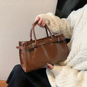 Clara | Große Retro Leder Umhängetasche