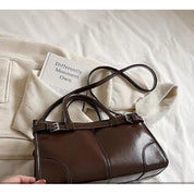 Clara | Große Retro Leder Umhängetasche