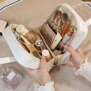 Angelique | Minimalistischer, funktionaler und stilvoller Kosmetiker