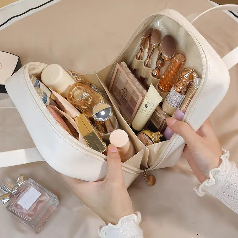 Angelique | Minimalistischer, funktionaler und stilvoller Kosmetiker