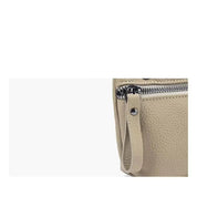 Elena | Kleine kompakte Schultertasche aus Kunstleder