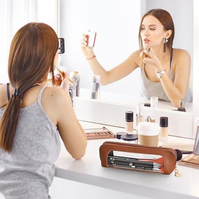 Zora | Kompakter und leichter Reise-Make-up-Organizer