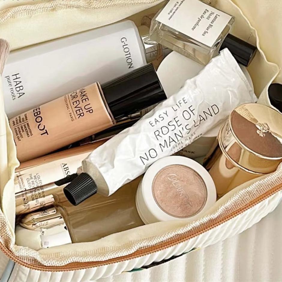 Alianna | Glücksbringer gesteppte Kosmetiktasche