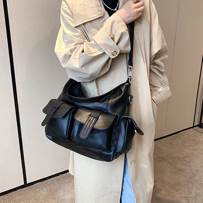 Ella | Große Kapazität Punk Leder Umhängetasche Motorrad