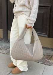 Eileen | Geflochtene Hobo-Tasche - Zeitlos & Vielseitig