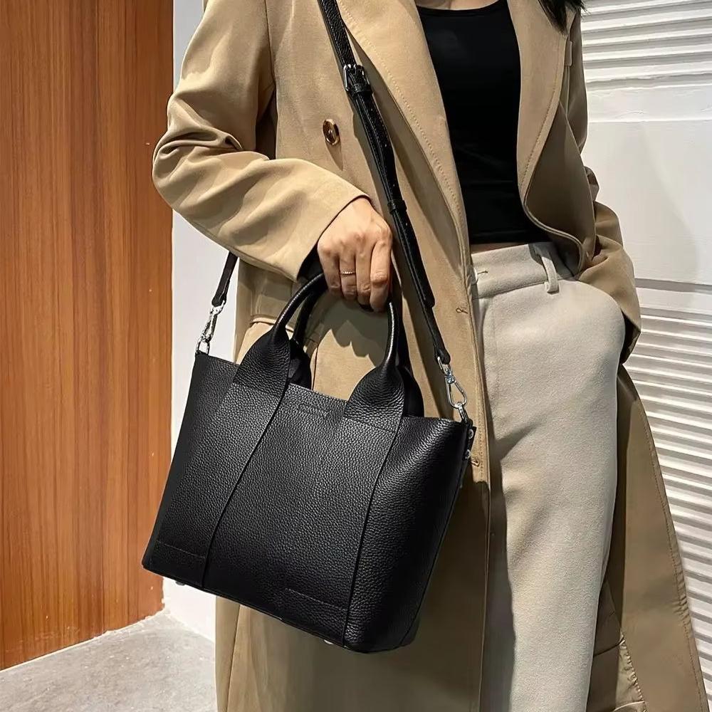 Mila | Minimalistische Leder Crossbody Sling Handtasche