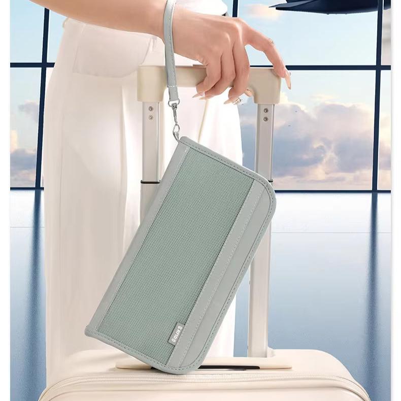 Kya | Reisewallet mit großem Fassungsvermögen und RFID-Schutz für Pässe