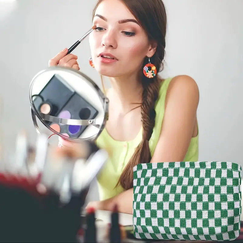 Claire | Stilvolles und funktionales kariertes Beauty-Organizer-Set