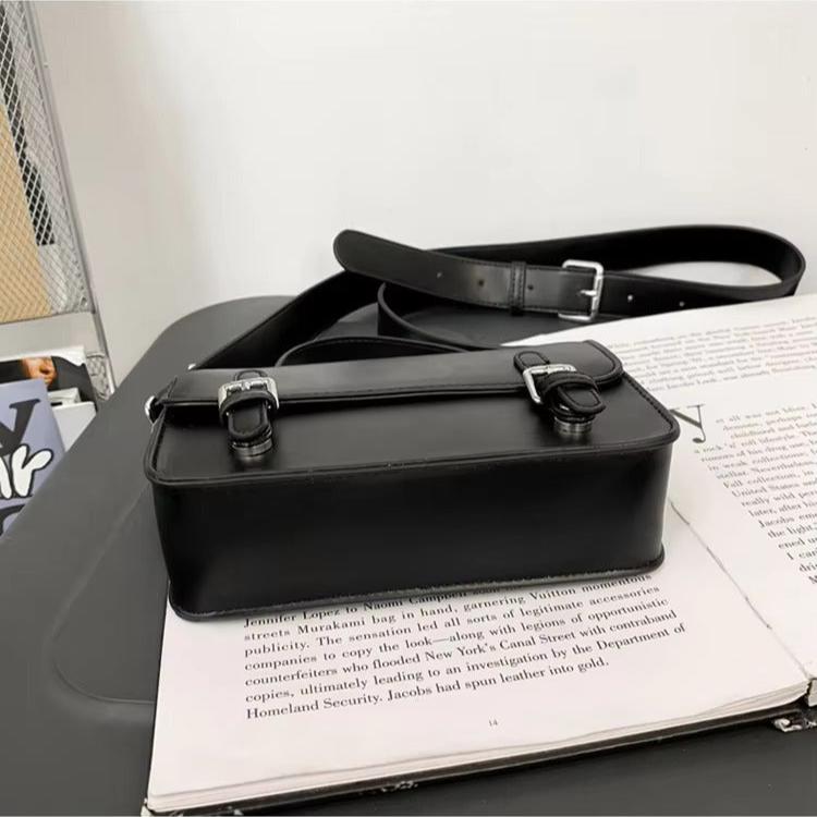 Liam | Herren Trendy Kleine Leder Crossbody Sling Handtasche