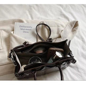 Clara | Große Retro Leder Umhängetasche