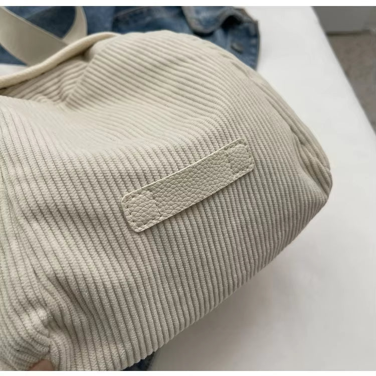 Eva | Einfache Corduroy Schultertasche
