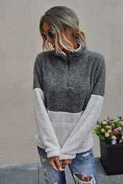 Matilda | Stylisches Oberteil mit Reißverschlusstasche