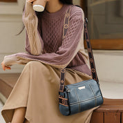 Sophie | Kompakte Triple-Zip Crossbody Tasche