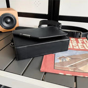 Noah | Schlichte Kleine Umhängetasche aus PU-Leder