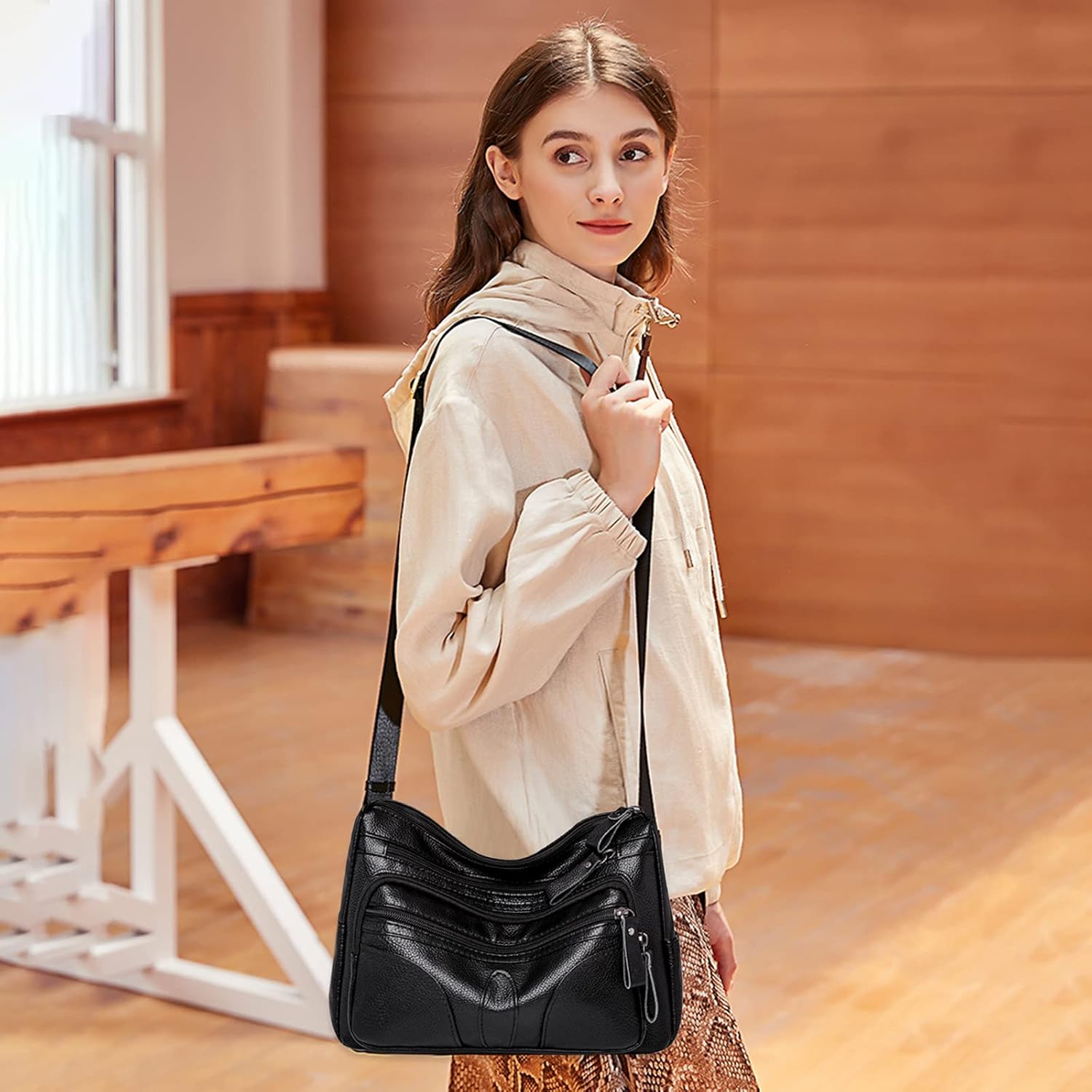 Lana | Wasserdichte Leder Schultertasche