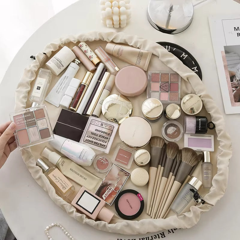 Alena | Große faltbare Kosmetiktasche mit Zugband für die Reise