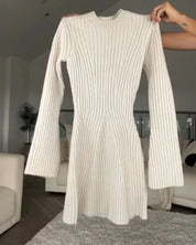 GUINEVERE | Elegantes Langarmkleid