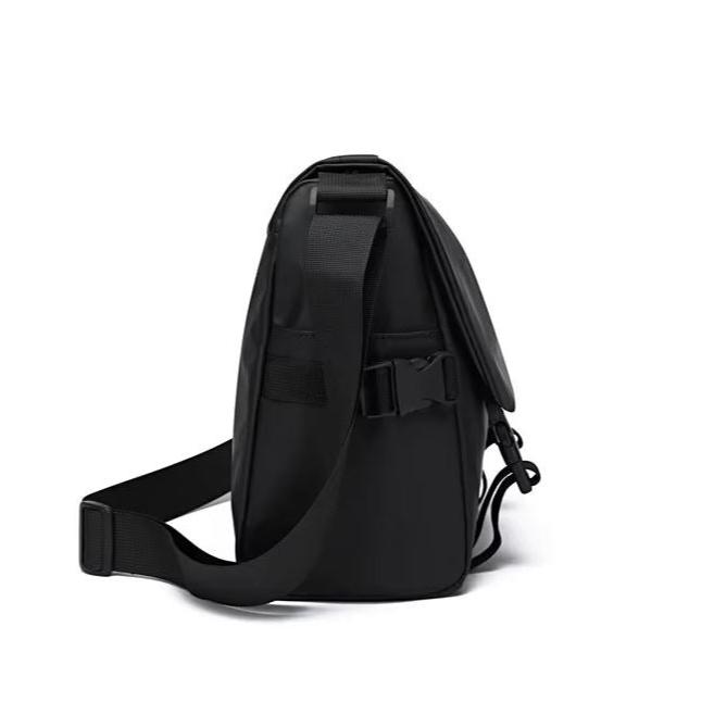 Mason | Wasserfeste Leder Crossbody Messenger Reisetasche