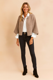 Aeria | Elegante Jacke im Cape-Stil 2