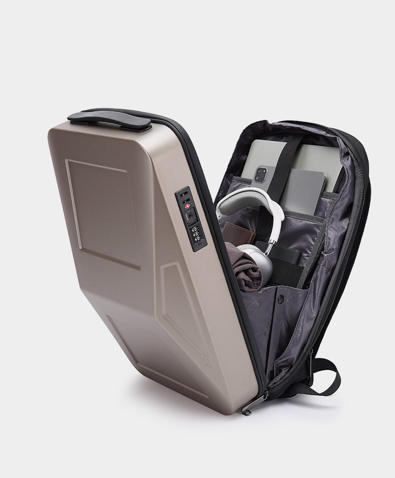 BANGE Erweiterbarer Anti-Diebstahl-Hartschalen-Rucksack mit USB-Anschluss und Organizer 8