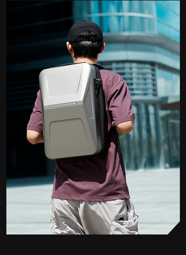 BANGE Wasserdichter Hartschalen-Rucksack mit TSA-Schloss für Business und Pendler 6