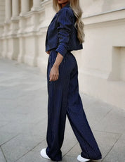 Amalfi - Eleganter gestreifter Damenanzug