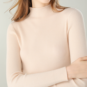 Grace | Modischer Damenpullover mit Rollkragen