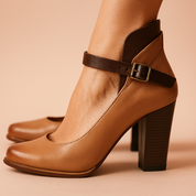Celina | Elegante Blockabsatzpumps mit Riemchen 1