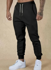 NOAH | Bequeme Jogginghose mit Kordelzug