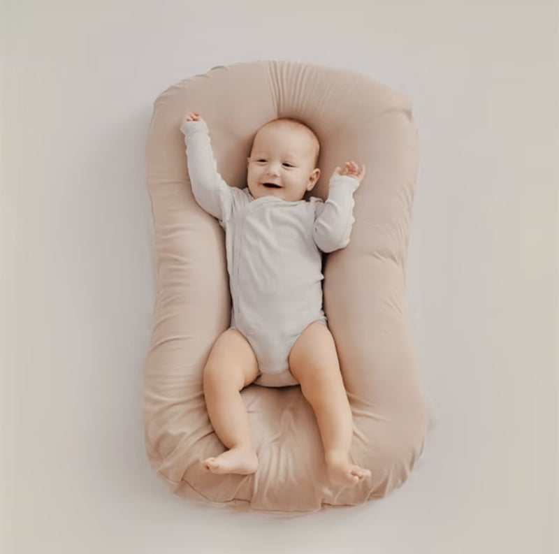 DreamNest Babykissen | Sicher, bequem, ergonomisch, weich, vielseitig 0