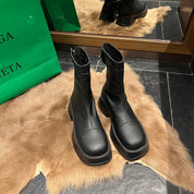 EefjesBoots I Stiefel mit hohem Plateau und breiter Spitze für Damen 3