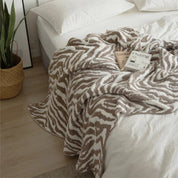 Elegante Decke für Zuhause mit Zebra-Muster aus Mikrofaser 4