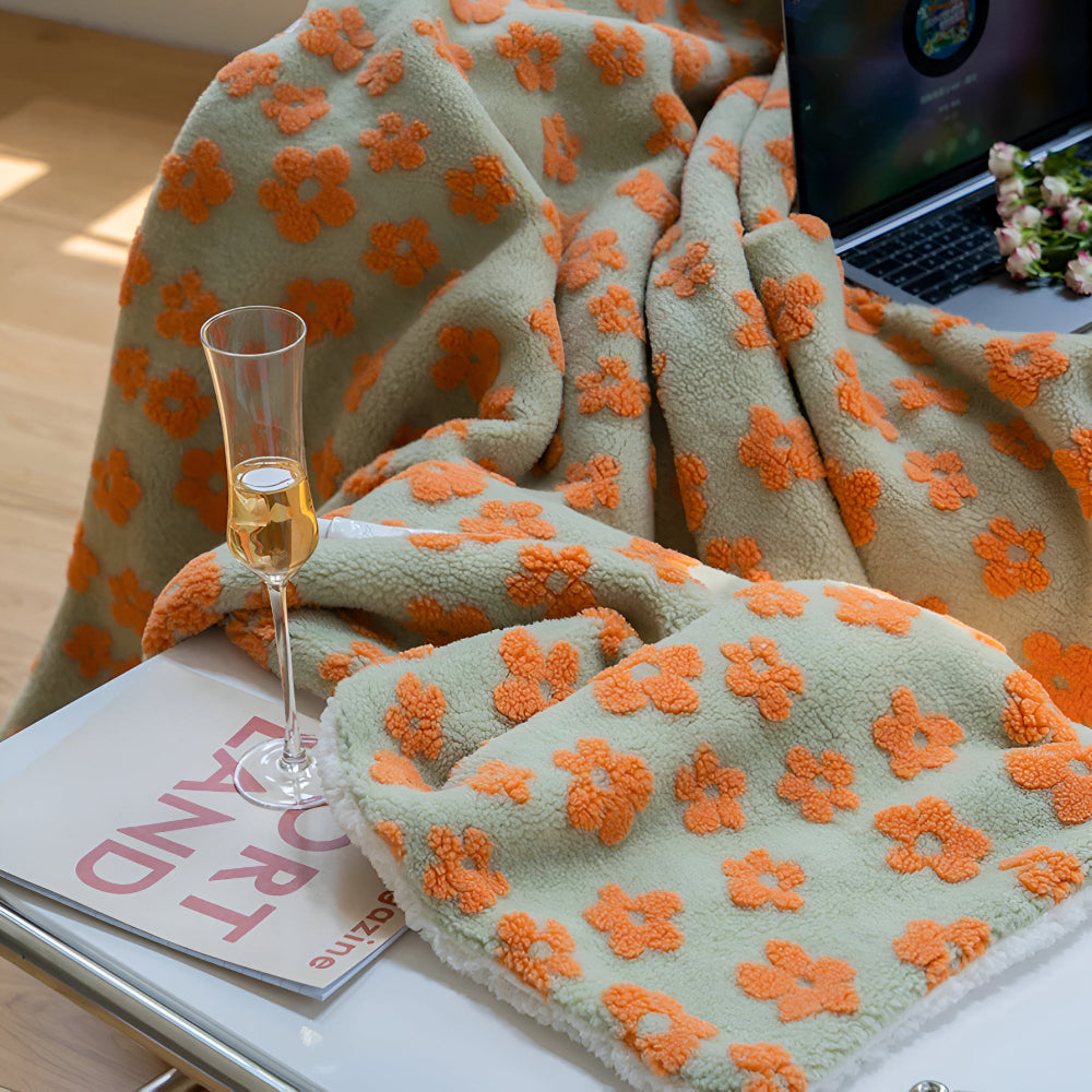 Kuscheldecke für Damen mit Retro-Blumenmuster aus Mikrofaser 6