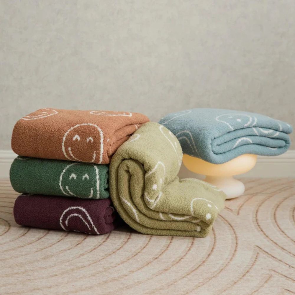 Kuschelige Smiley Gesicht Decke für Gemütlichkeit und Stil 1