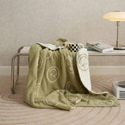 Kuschelige Smiley Gesicht Decke für Gemütlichkeit und Stil 2