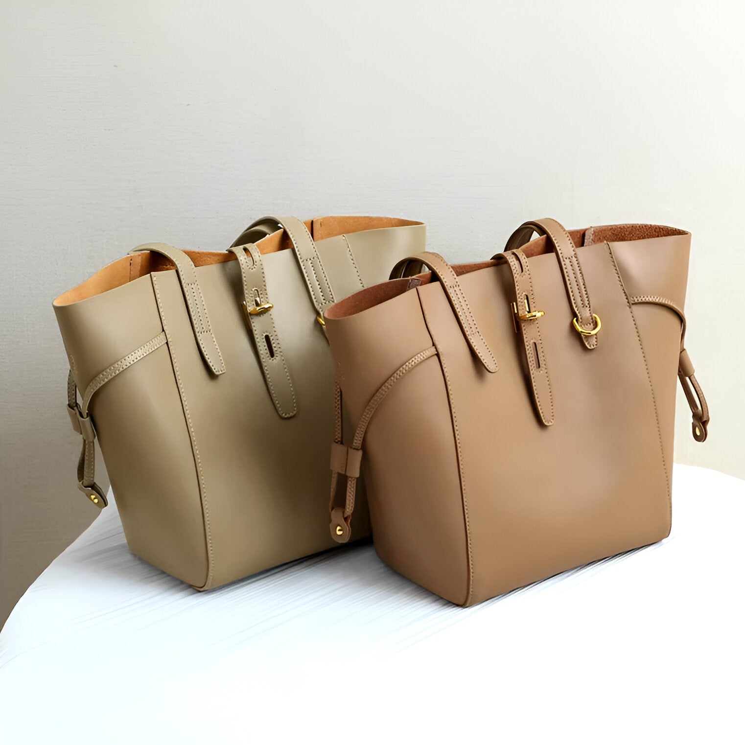 Luxuriöse Umhängetasche aus echtem Leder mit großem Fassungsvermögen 4