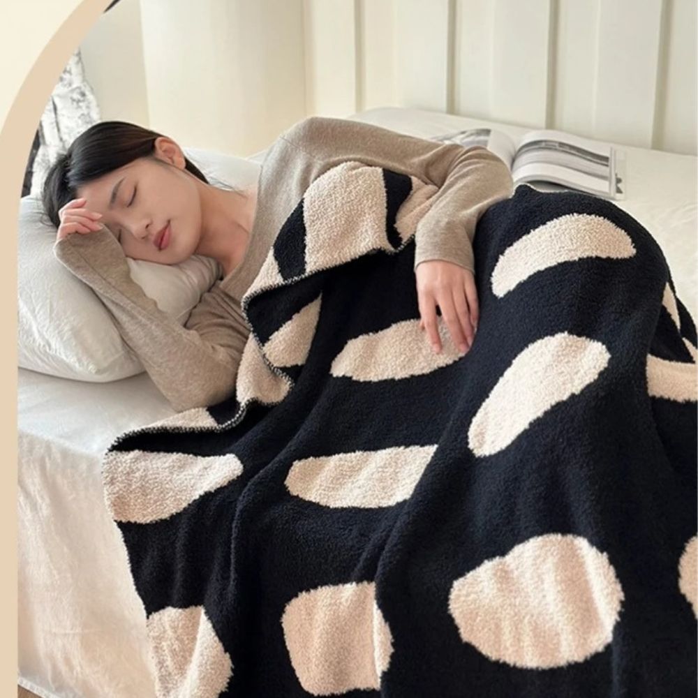 Moderne Fleece Decke für Erwachsene Warm Nylon Wendbar mit Punkten 6