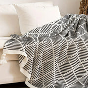 Moderne Kuscheldecke mit Diamantmuster aus Mikrofaser für Bett und Sofa 2