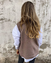 NUSA - Luxus-Strickweste 2