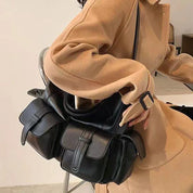 Ella | Große Kapazität Punk Leder Umhängetasche Motorrad